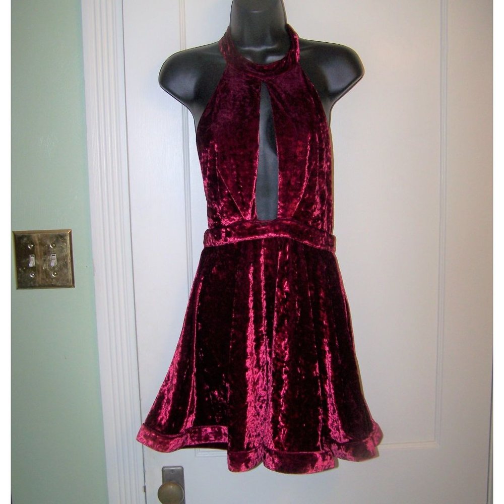 Luxxel Dress Red Velvet Christmas Santa Claus Costume Pin Up M